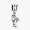 Anhänger mit ineinander verschlungenen Herzen als Dangle Charm aus Sterlingsilber Anhänger mit ineinander verschlungenen Herzen als Dangle Charm aus Sterlingsilber