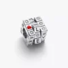 Beweglicher Spielzeugwürfel-Charm aus Sterlingsilber Beweglicher Spielzeugwürfel-Charm aus Sterlingsilber