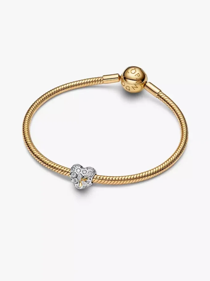 Bridgerton-Charm mit Waben- und Bienenherz-Motiv, Sterlingsilber, 14 Karat vergoldet Bridgerton-Charm mit Waben- und Bienenherz-Motiv, Sterlingsilber, 14 Karat vergoldet