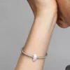 Charm aus Sterlingsilber in opaleszierendem Rosa Charm aus Sterlingsilber in opaleszierendem Rosa