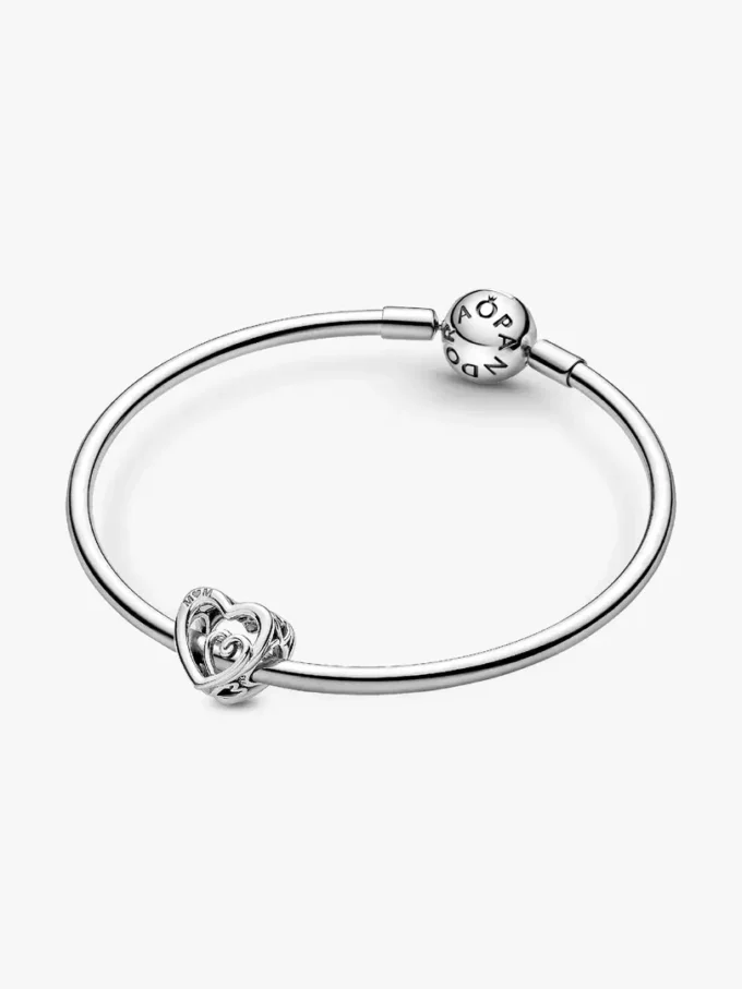 Charm „Entwined Infinite Hearts“ aus Sterlingsilber Charm „Entwined Infinite Hearts“ aus Sterlingsilber
