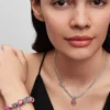 Pavé-Verschluss-Armband mit Fuchsschwanz-Charm aus Sterlingsilber Pavé-Verschluss-Armband mit Fuchsschwanz-Charm aus Sterlingsilber