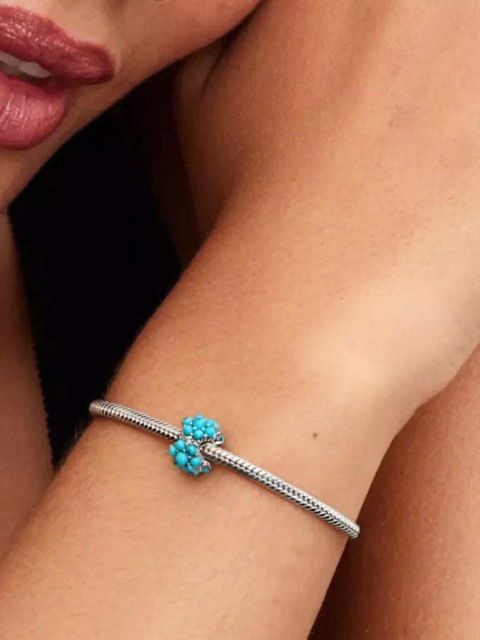 Charm „Türkisfarbener Ozean“ aus Sterlingsilber Charm „Türkisfarbener Ozean“ aus Sterlingsilber