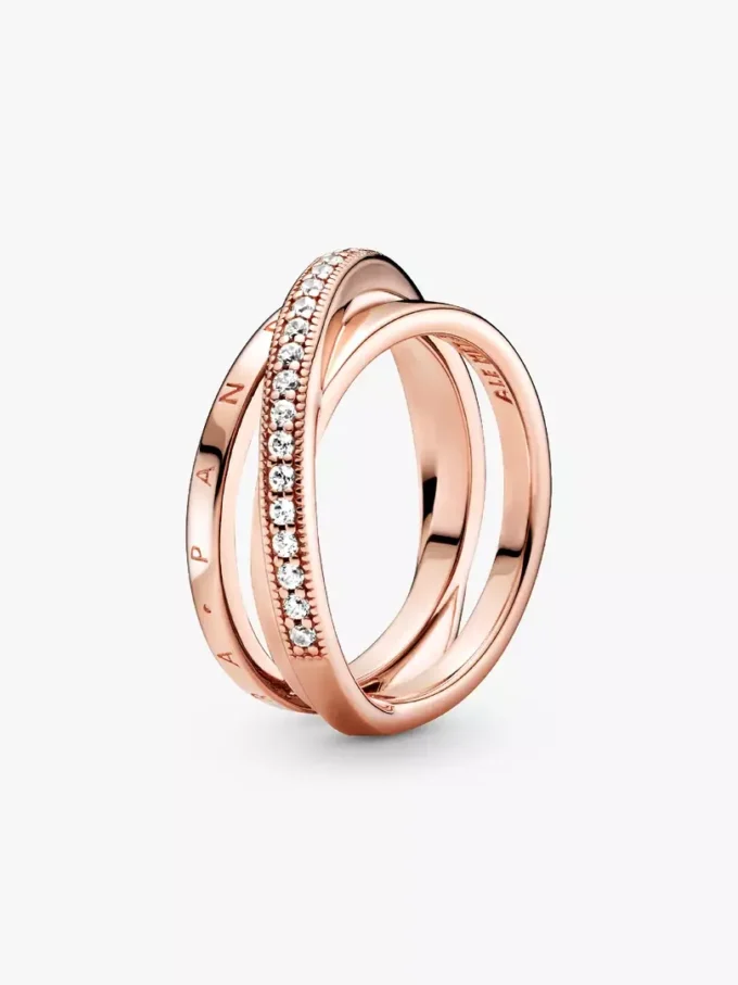 Crossover Pavé Dreifachring, 14 Karat Roségold-Beschichtung Crossover Pavé Dreifachring, 14 Karat Roségold-Beschichtung