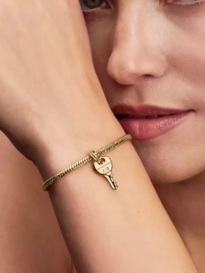 Dangle Charm 14 Karat vergoldet Dangle Charm 14 Karat vergoldet