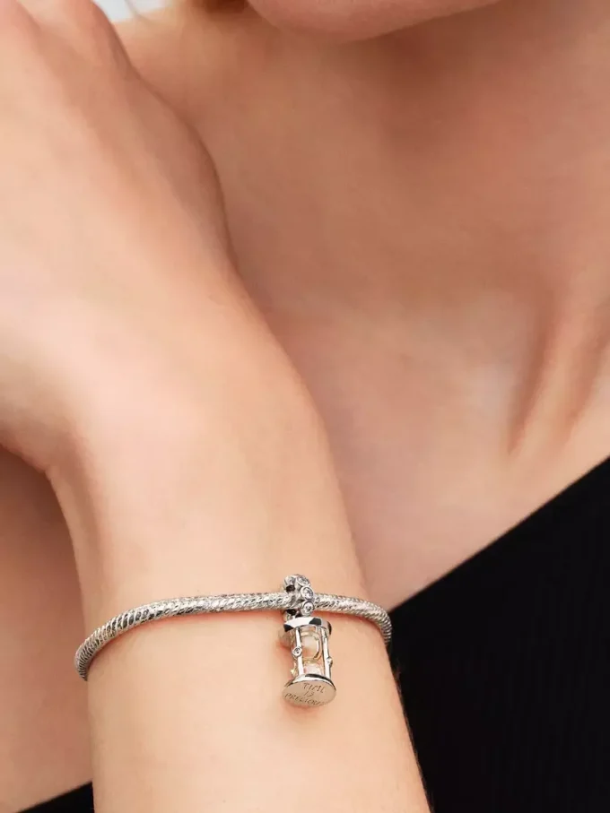 Dangle Charm aus Sterlingsilber Dangle Charm aus Sterlingsilber