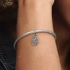 Dangle Charm mit schützender Hamsa-Hand aus Sterlingsilber Dangle Charm mit schützender Hamsa-Hand aus Sterlingsilber