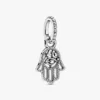 Dangle Charm mit schützender Hamsa-Hand aus Sterlingsilber Dangle Charm mit schützender Hamsa-Hand aus Sterlingsilber