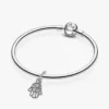 Dangle Charm mit schützender Hamsa-Hand aus Sterlingsilber Dangle Charm mit schützender Hamsa-Hand aus Sterlingsilber