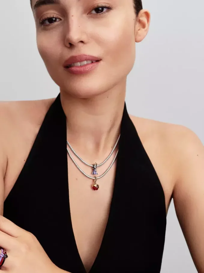 Disney-Bösewichte – Charm „Böse Königin“ aus Sterlingsilber, 14-karätig vergoldet Disney-Bösewichte – Charm „Böse Königin“ aus Sterlingsilber, 14-karätig vergoldet