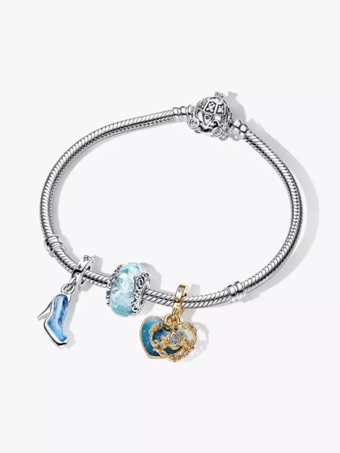 Disney Cinderella Dreifach-Charm-Armband-Set, 4er-Set Disney Cinderella Dreifach-Charm-Armband-Set, 4er-Set