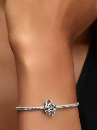 disney donald duck openwork charm aus sterlingsilber 1 330x440 - Disney Donald Duck Openwork Charm aus Sterlingsilber