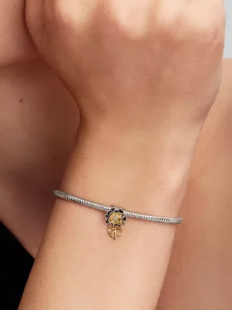 Disney-Prinzessin Tiana Wasserlilie-Charm mit synthetischem Diamanten 0,012 ct TW, Sterlingsilber, 14-karätige Vergoldung