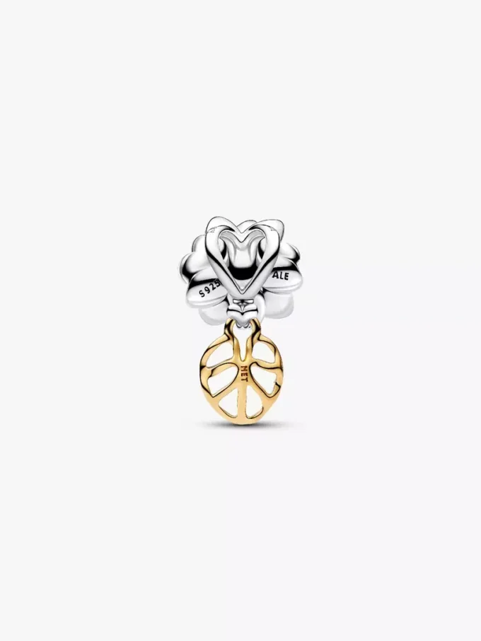 Disney-Prinzessin Tiana Wasserlilie-Charm mit synthetischem Diamanten 0,012 ct TW, Sterlingsilber, 14-karätige Vergoldung Disney-Prinzessin Tiana Wasserlilie-Charm mit synthetischem Diamanten 0,012 ct TW, Sterlingsilber, 14-karätige Vergoldung