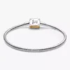 Disney-Prinzessinnen-Bilderbuch-Armband mit Lab-Grown-Diamanten und Snake Chain, 0,012 ct insgesamt, Sterlingsilber, 14-karätige Vergoldung Disney-Prinzessinnen-Bilderbuch-Armband mit Lab-Grown-Diamanten und Snake Chain, 0,012 ct insgesamt, Sterlingsilber, 14-karätige Vergoldung