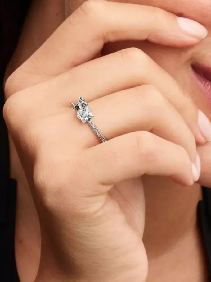 Disney Stitch & Stone Ring aus Sterlingsilber Disney Stitch & Stone Ring aus Sterlingsilber