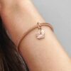 Doppel-Dangle Charm „Pink Butterfly & Quote“ – 14 Karat Roségold-Beschichtung Doppel-Dangle Charm „Pink Butterfly & Quote“ – 14 Karat Roségold-Beschichtung