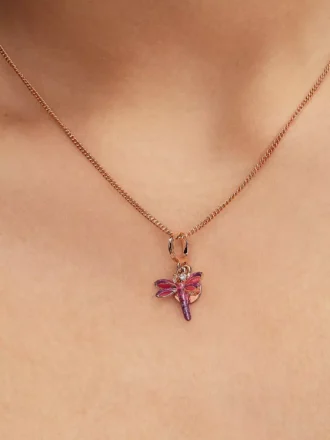 Doppelter Dangle Charm in Form einer rosa Libelle, 14 Karat Roségold-Beschichtung