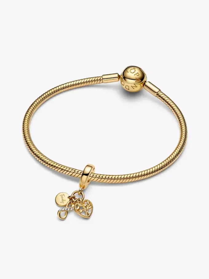 Dreifacher Dangle Charm „Family Infinity“ mit 14-karätiger Vergoldung Dreifacher Dangle Charm „Family Infinity“ mit 14-karätiger Vergoldung