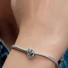 Durchbrochener Elefanten-Charm aus Sterlingsilber Durchbrochener Elefanten-Charm aus Sterlingsilber
