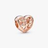Durchbrochener Familienbaum-Herz-Charm – 14 Karat Roségold-Beschichtung Durchbrochener Familienbaum-Herz-Charm – 14 Karat Roségold-Beschichtung