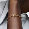 Durchbrochener Herz-Charm mit behandelten Süßwasser-Zuchtperlen – 14 Karat Gold