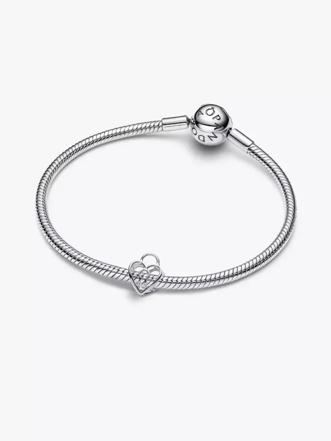 Durchbrochener Herz-Vorhängeschloss-Charm aus Sterlingsilber Durchbrochener Herz-Vorhängeschloss-Charm aus Sterlingsilber