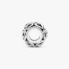 Durchbrochener Infinity-Charm – Sterlingsilber Durchbrochener Infinity-Charm – Sterlingsilber