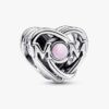 Durchbrochener „Mom & Heart“-Charm – Sterlingsilber Durchbrochener „Mom & Heart“-Charm – Sterlingsilber