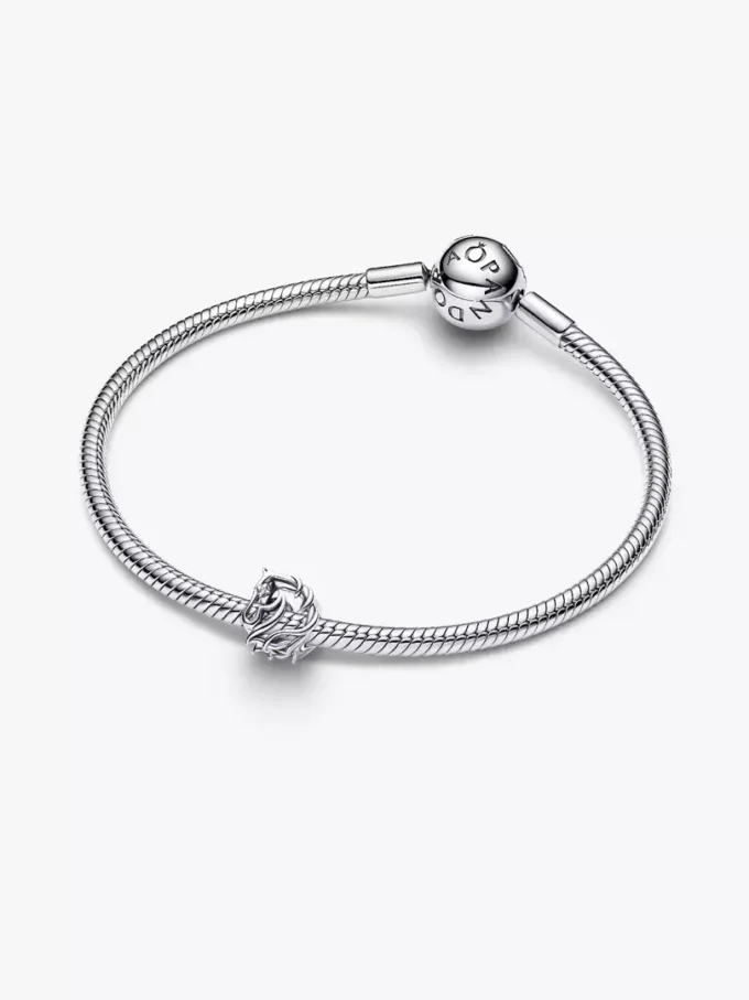 Durchbrochener Pferde-Charm aus Sterlingsilber Durchbrochener Pferde-Charm aus Sterlingsilber