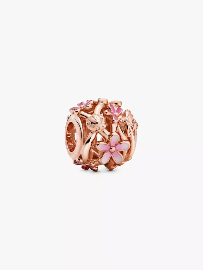 Durchbrochener rosa Gänseblümchen-Charm, 14 Karat Roségold-Beschichtung Durchbrochener rosa Gänseblümchen-Charm, 14 Karat Roségold-Beschichtung