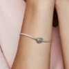 Durchbrochener Sonnen-, Sterne- und Mond-Charm aus Sterlingsilber Durchbrochener Sonnen-, Sterne- und Mond-Charm aus Sterlingsilber