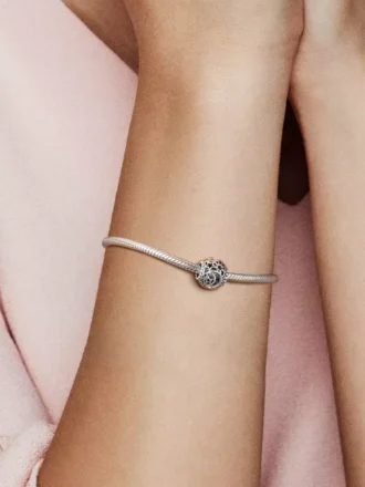 Durchbrochener Sonnen-, Sterne- und Mond-Charm aus Sterlingsilber