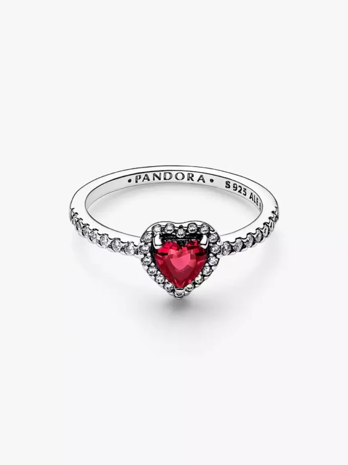 Edler roter Herzring aus Sterlingsilber Edler roter Herzring aus Sterlingsilber