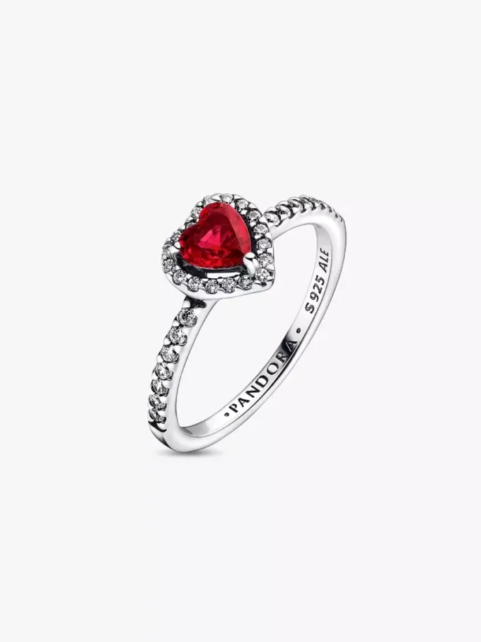 Edler roter Herzring aus Sterlingsilber Edler roter Herzring aus Sterlingsilber