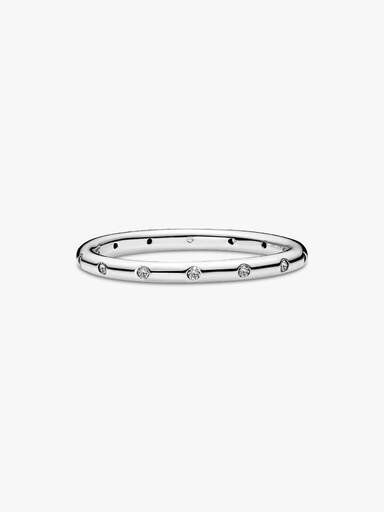 Einfacher funkelnder Ring – Sterlingsilber Einfacher funkelnder Ring – Sterlingsilber