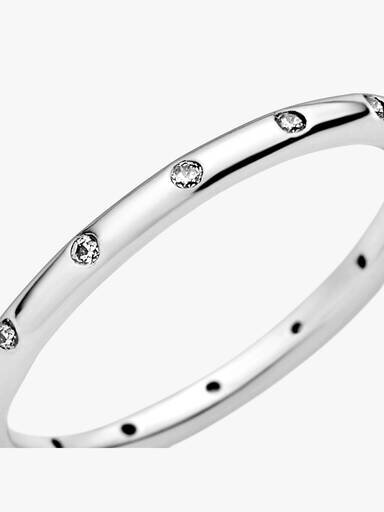 Einfacher funkelnder Ring – Sterlingsilber Einfacher funkelnder Ring – Sterlingsilber