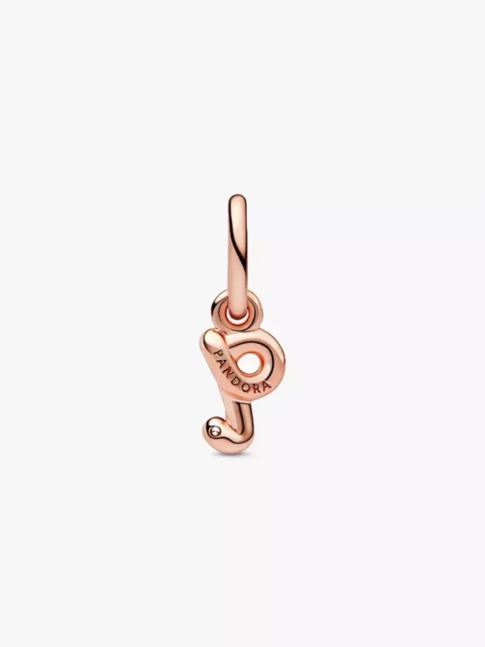 Endgültiger Verkauf – Buchstabe Q in Schreibschrift als Dangle Charm, 14 Karat Roségold-Beschichtung Endgültiger Verkauf – Buchstabe Q in Schreibschrift als Dangle Charm, 14 Karat Roségold-Beschichtung