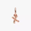 Endgültiger Verkauf – Buchstabe X in Schreibschrift als Dangle Charm, 14 Karat Roségold-Beschichtung Endgültiger Verkauf – Buchstabe X in Schreibschrift als Dangle Charm, 14 Karat Roségold-Beschichtung