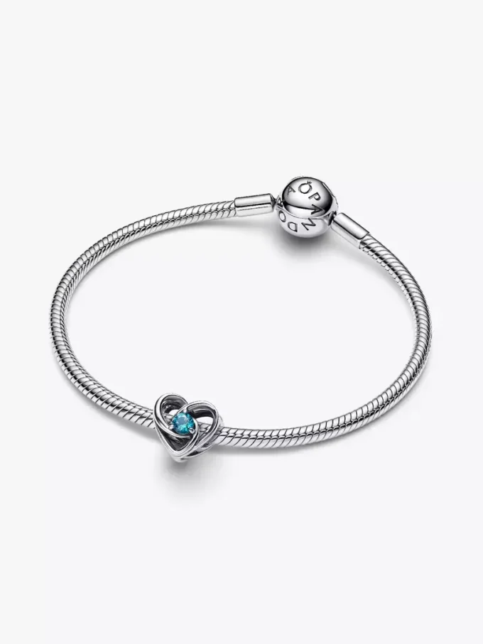 Endgültiger Verkauf – Charm mit verschlungenen Herzen für UNICEF aus Sterlingsilber Endgültiger Verkauf – Charm mit verschlungenen Herzen für UNICEF aus Sterlingsilber