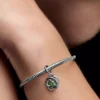 Endgültiger Verkauf – Frühlingsgrüner Eternity Circle Dangle Charm aus Sterlingsilber Endgültiger Verkauf – Frühlingsgrüner Eternity Circle Dangle Charm aus Sterlingsilber