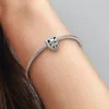 Endgültiger Verkauf – Marvel Guardians of the Galaxy Rocket Raccoon & Groot Emblem-Charm aus Sterlingsilber Endgültiger Verkauf – Marvel Guardians of the Galaxy Rocket Raccoon & Groot Emblem-Charm aus Sterlingsilber