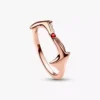 Endgültiger Verkauf – Marvel Scarlet Witch Ring, 14 Karat Roségold-Beschichtung Endgültiger Verkauf – Marvel Scarlet Witch Ring, 14 Karat Roségold-Beschichtung