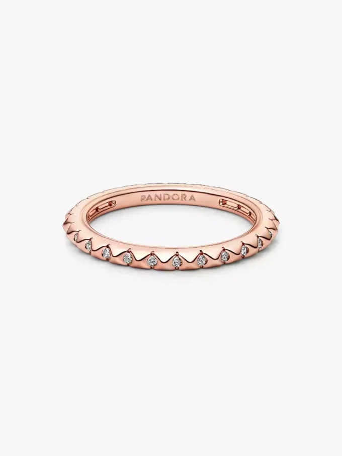 Endgültiger Verkauf – Pandora ME Pyramidenring, 14 Karat Roségold-Beschichtung Endgültiger Verkauf – Pandora ME Pyramidenring, 14 Karat Roségold-Beschichtung