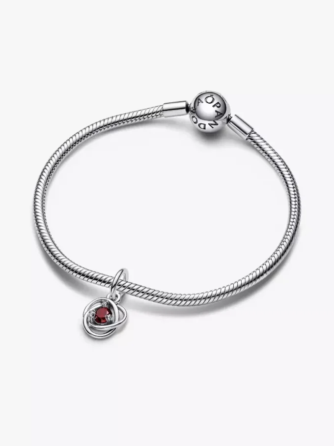 Endgültiger Verkauf – Roter Eternity Circle Dangle Charm aus Sterlingsilber Endgültiger Verkauf – Roter Eternity Circle Dangle Charm aus Sterlingsilber