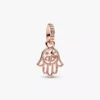 Endgültiger Verkauf – Schutz-Hamsa-Hand-Dangle Charm, 14-karätige Roségoldbeschichtung Endgültiger Verkauf – Schutz-Hamsa-Hand-Dangle Charm, 14-karätige Roségoldbeschichtung