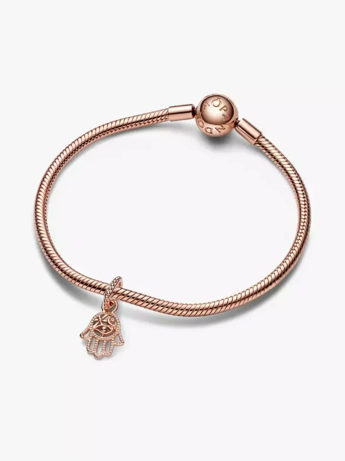 Endgültiger Verkauf – Schutz-Hamsa-Hand-Dangle Charm, 14-karätige Roségoldbeschichtung Endgültiger Verkauf – Schutz-Hamsa-Hand-Dangle Charm, 14-karätige Roségoldbeschichtung