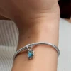 Endgültiger Verkauf – Türkisblauer Eternity Circle Dangle Charm aus Sterlingsilber Endgültiger Verkauf – Türkisblauer Eternity Circle Dangle Charm aus Sterlingsilber