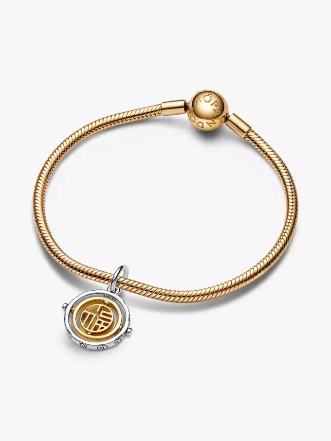 Endgültiger Verkauf – zweifarbiger Fú-Dangle-Charm aus Sterlingsilber, 14-karätig vergoldet Endgültiger Verkauf – zweifarbiger Fú-Dangle-Charm aus Sterlingsilber, 14-karätig vergoldet