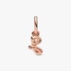 ENDVERKAUF – Buchstabe G Script Alphabet-Dangle Charm – 14 Karat Roségold-Beschichtung ENDVERKAUF – Buchstabe G Script Alphabet-Dangle Charm – 14 Karat Roségold-Beschichtung